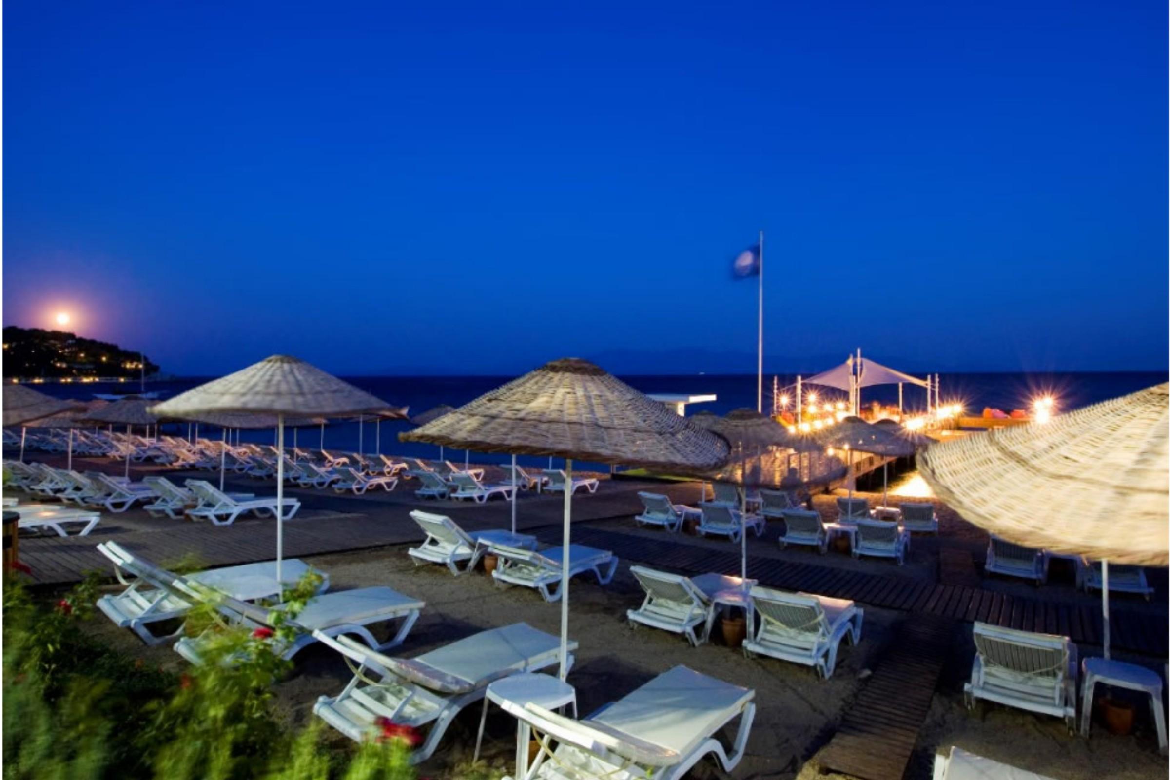 Latanya Park Resort Yaliciftlik Exterior foto